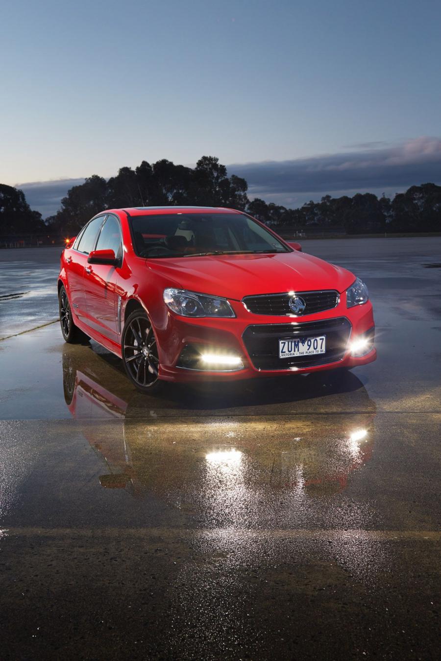  Holden VF Commodore SS V Redline 2014 года  (фото 19 из 34)